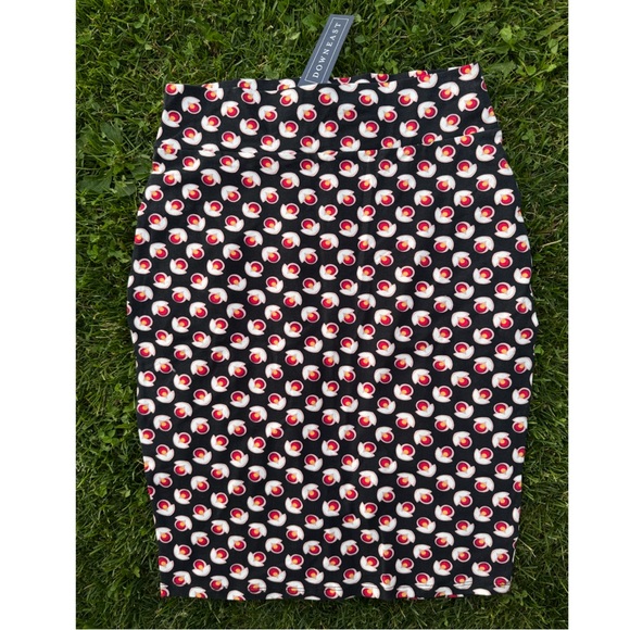 NEW DownEast fitted pencil skirt sz M - Picture 1 of 2